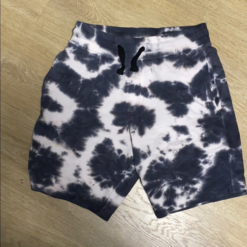Cute kids tie-dye shorts
